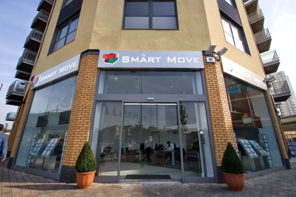 Smart-move-Estate-Total-Shopfront-entrance-1024x682