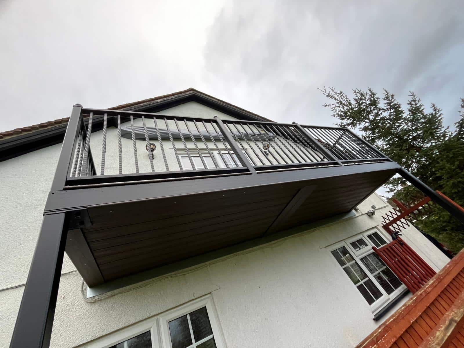 Steel-Balustrade-Balcony-P102