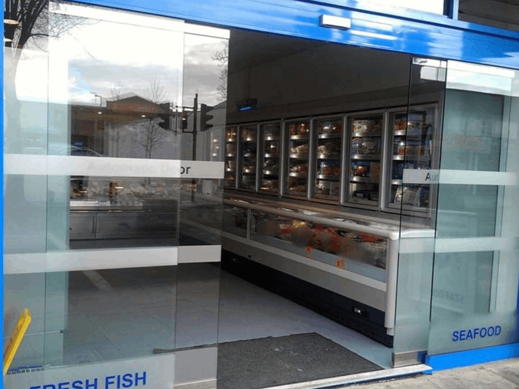 sliding_shopfront_05